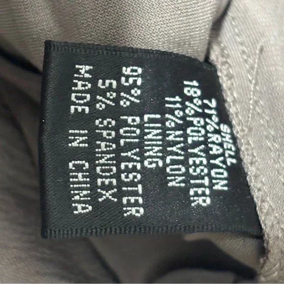 ❤️Adrianna Papell Platinum Beaded Dress-Sz 8 - Picture 8 of 9